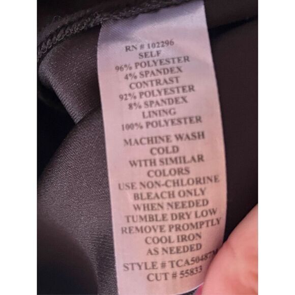 Connected Apparel for fitted zip up dress with cap sleeves ￼Size 16 - Picture 4 of 7